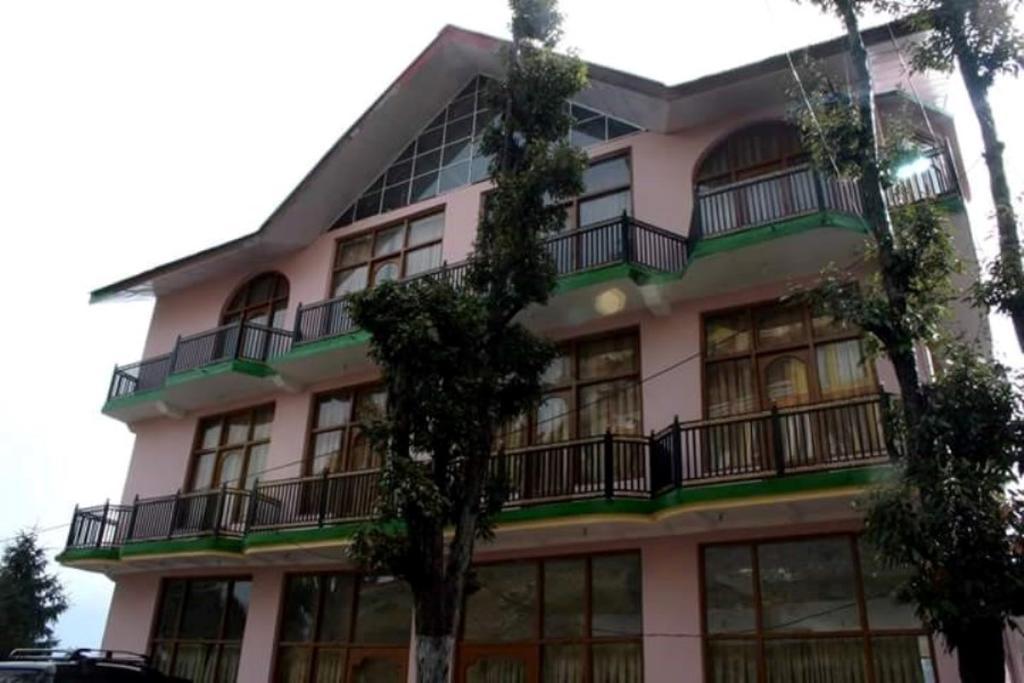 Cozy Swiss Meadows Hotel Khajjiar Exterior photo