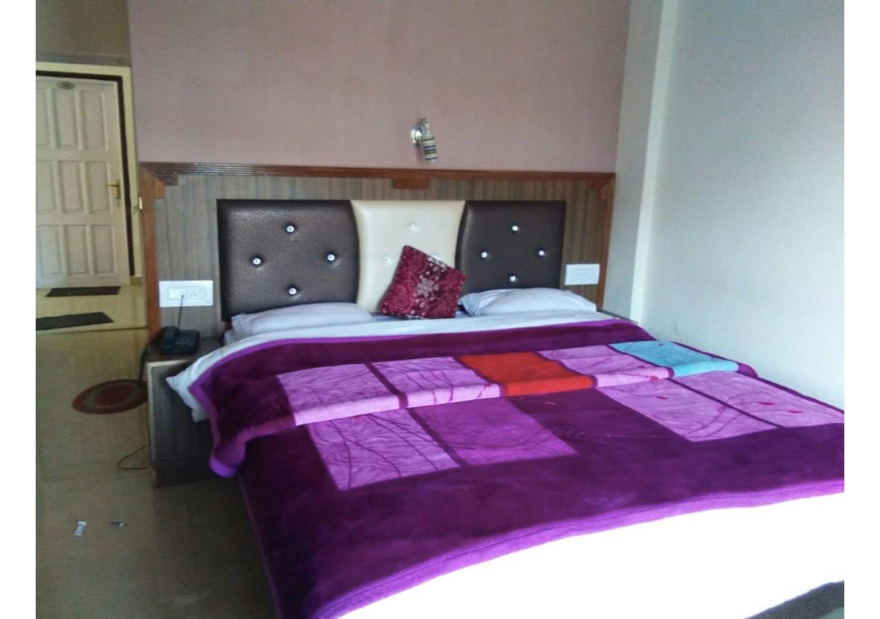 Cozy Swiss Meadows Hotel Khajjiar Exterior photo